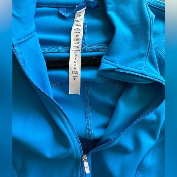 Lululemon InStill Jacket - Picture 11 of 11